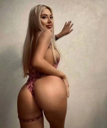 Виктория, 23